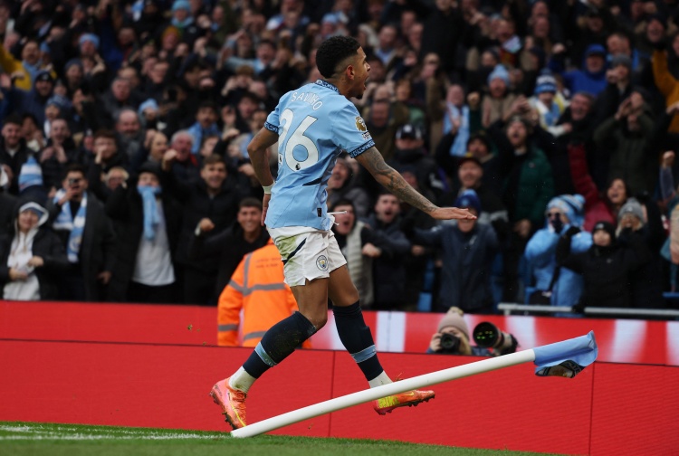 开云登录入口-早报:英超回归倒计时!凌晨利物浦出战揭幕战