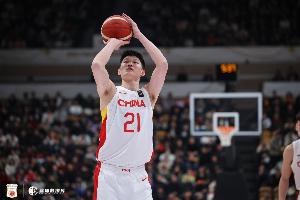 Kaiyun中国官网-体坛周报:生死时刻连拿8分血染赛场 胡金秋真乃定海神针!