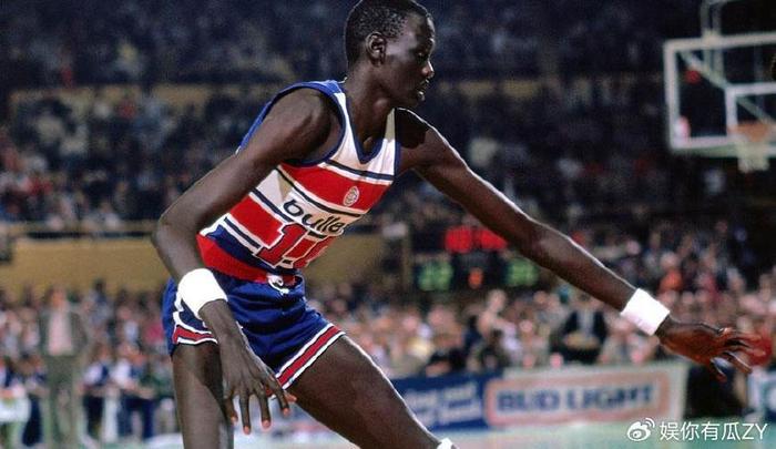 开云网页版中国官网-NBA自1946年成立以来臂展最长的十名球星,张伯伦第九、周琦第十