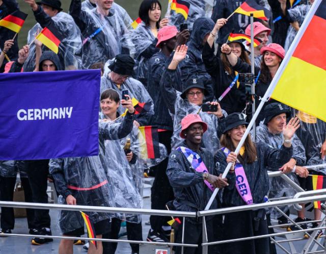 Kaiyun开云中国官网-施罗德当旗手看齐诺天王，展望奥运：能赢任何对手