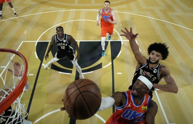 1734680848862052398.png Kaiyun开云中国官网-身材优势带来防守压制,雄鹿让字母哥找到舒适区