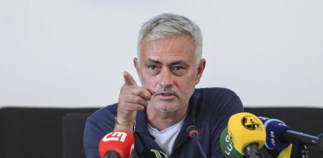 1682148984188057159.jpeg 开云登录入口-晋级欧联杯半决赛 穆里尼奥为何要问卡萨诺在吗?