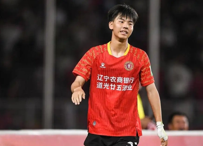 Kaiyun中国官网-英超青训再添中国锋线！18岁张家鸣身披9号，先外租后回归|伯恩利|塞尔维亚|U21|徐彬|梯队_新浪体育_新浪新闻