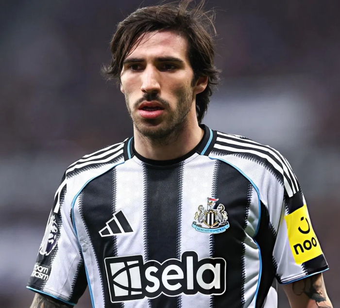 Kaiyun开云中国官网-罗马诺：阿森纳、曼联争抢托纳利！虚惊一场？马杜埃凯伤势不严重|萨卡|图赫尔|赖斯|曼城|足总杯_新浪体育_新浪新闻